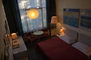 Отель Berlin Art Hotel Гюмри Стандартный двухместный номер с 2 отдельными кроватями-4